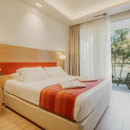 Akrotiri Beach Resort & Spa - Adult Friendly-2